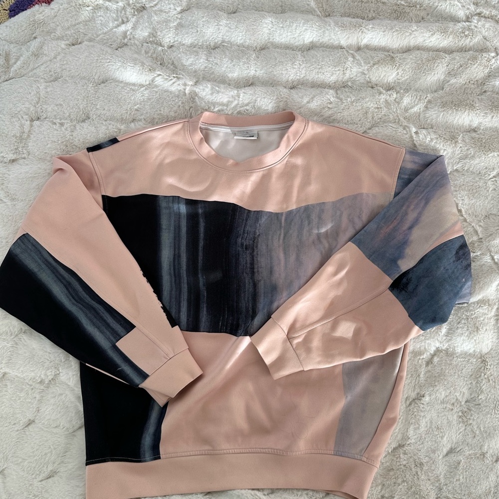 Colorblock Sweatshirt - Picture 3 of 4